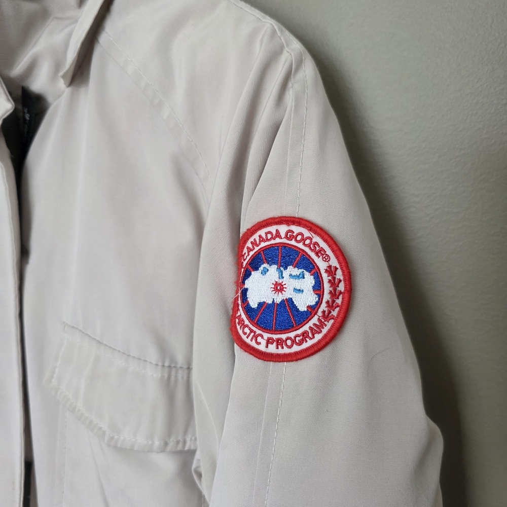 CANADA GOOSE | Cream Expedition Parka – Women’s XL - Picture 8 of 14